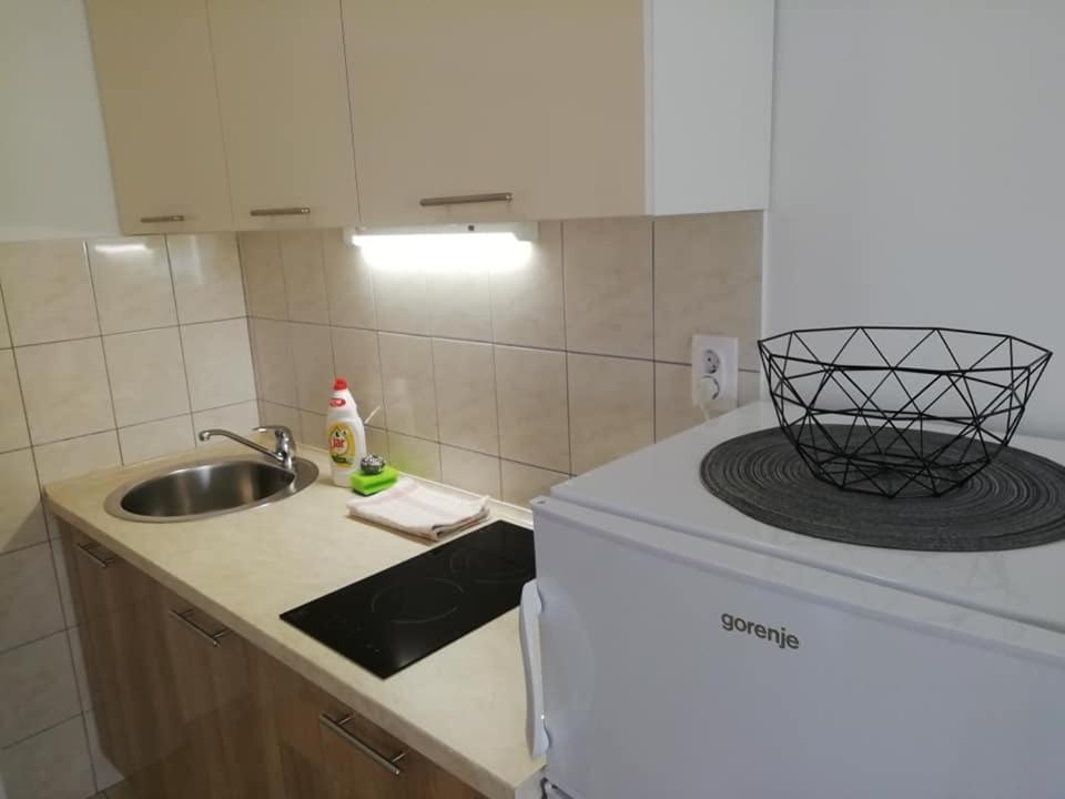Apartmani ROKO, Sevid Marina Bagian luar foto