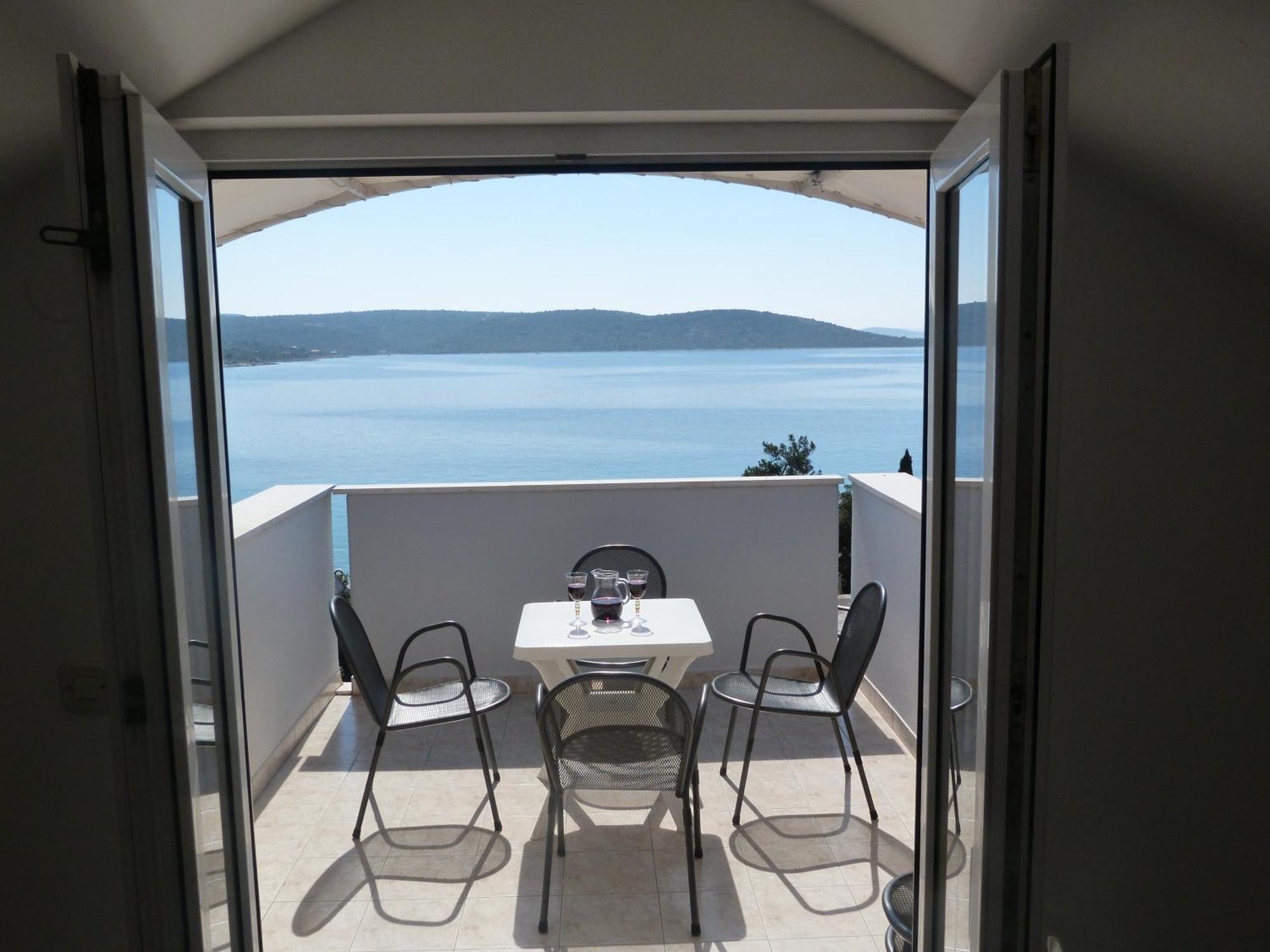 Apartmani ROKO, Sevid Marina Bagian luar foto